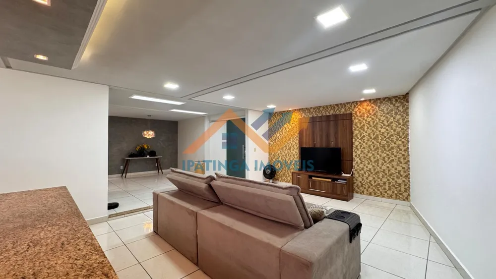 Casa, 3 quartos, 220 m² - Foto 1