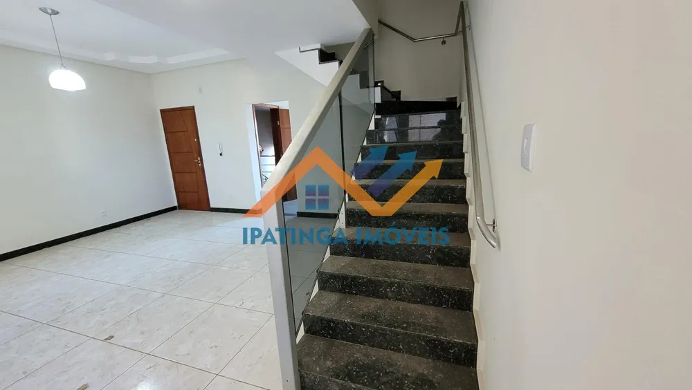 Cobertura, 3 quartos, 189 m² - Foto 2