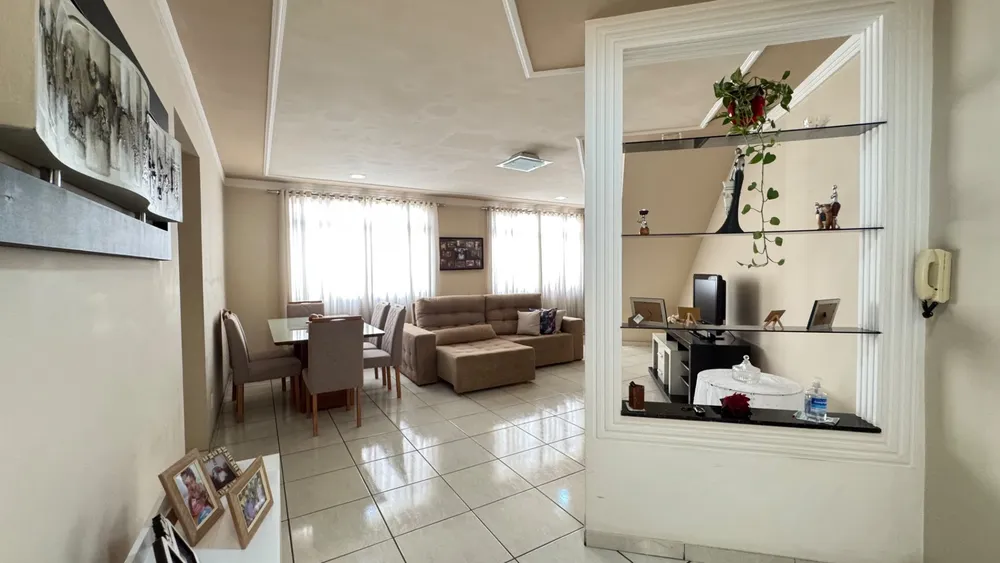 Apartamento, 3 quartos, 138 m² - Foto 2