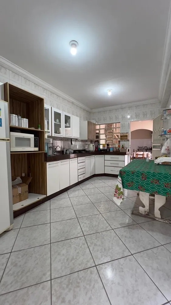 Casa, 6 quartos, 300 m² - Foto 5