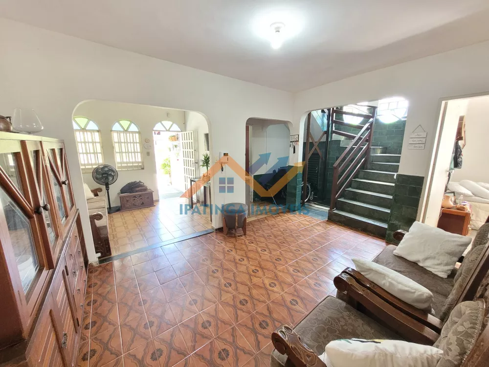 Casa à venda com 5 quartos, 130m² - Foto 6