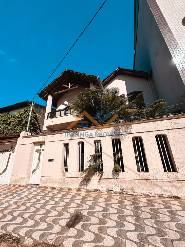 Casa, 3 quartos, 200 m² - Foto 1