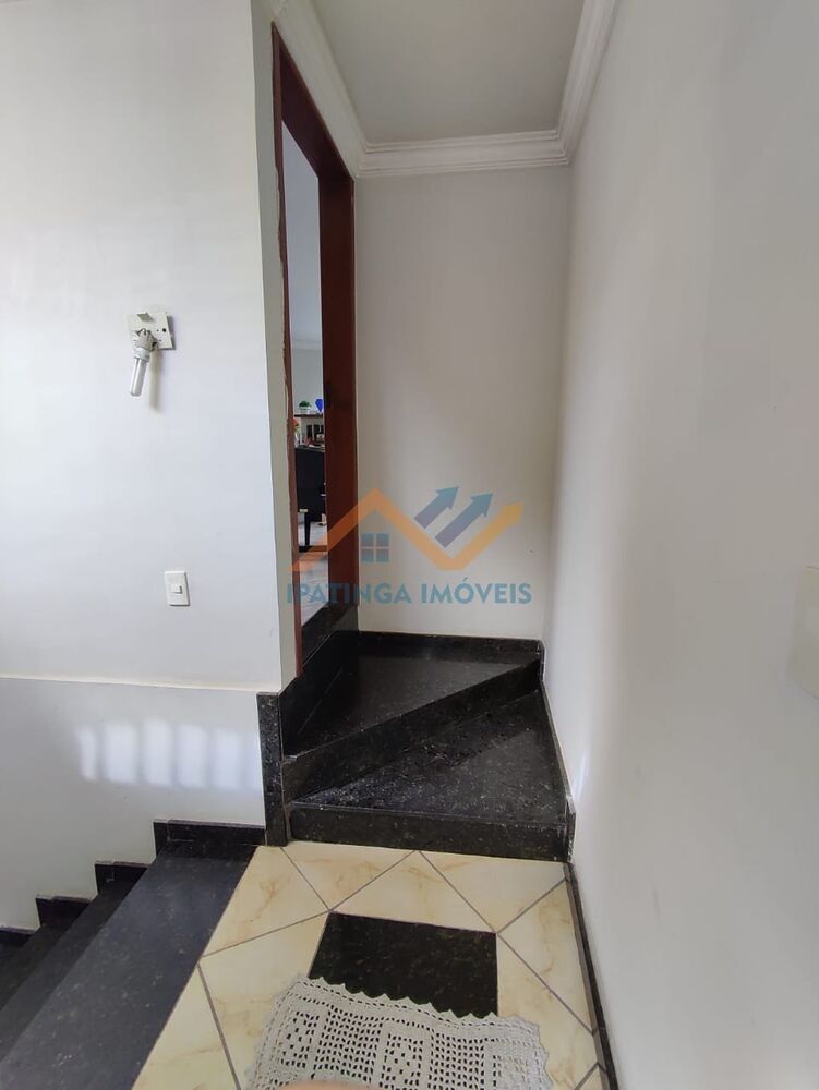 Casa à venda com 3 quartos, 285m² - Foto 10