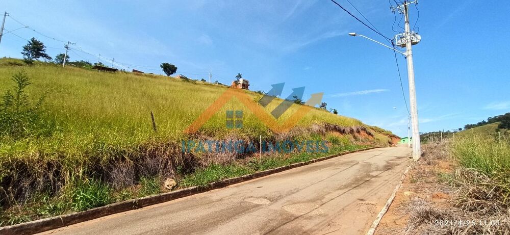 Terreno à venda com 1 quarto, 354m² - Foto 2
