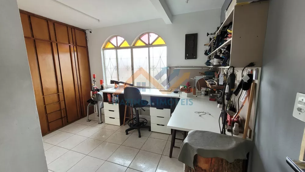 Casa, 6 quartos, 243 m² - Foto 4