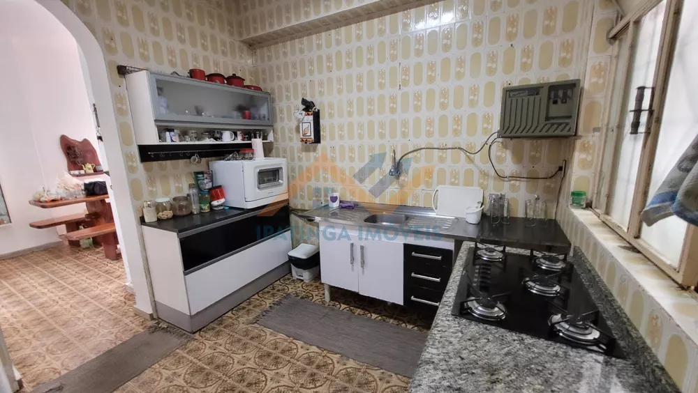 Casa, 6 quartos, 243 m² - Foto 2