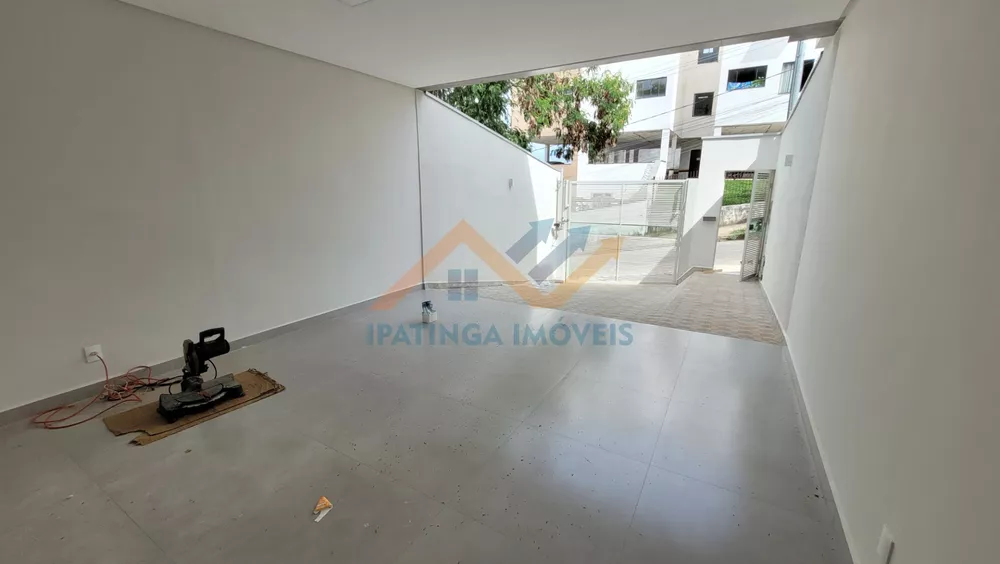 Casa à venda com 3 quartos, 146m² - Foto 3