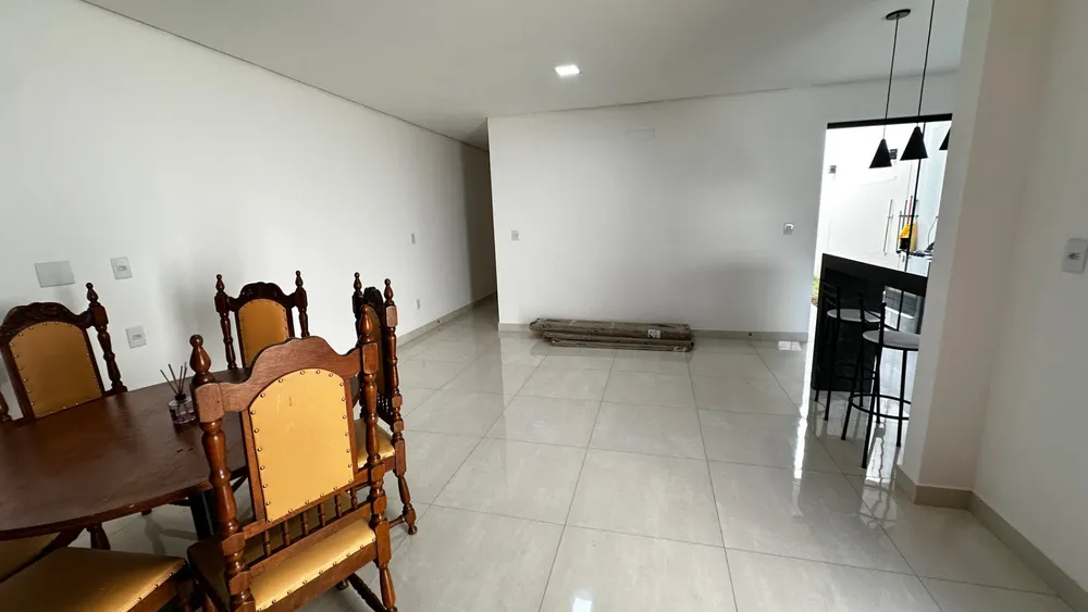 Casa, 3 quartos, 93 m² - Foto 1