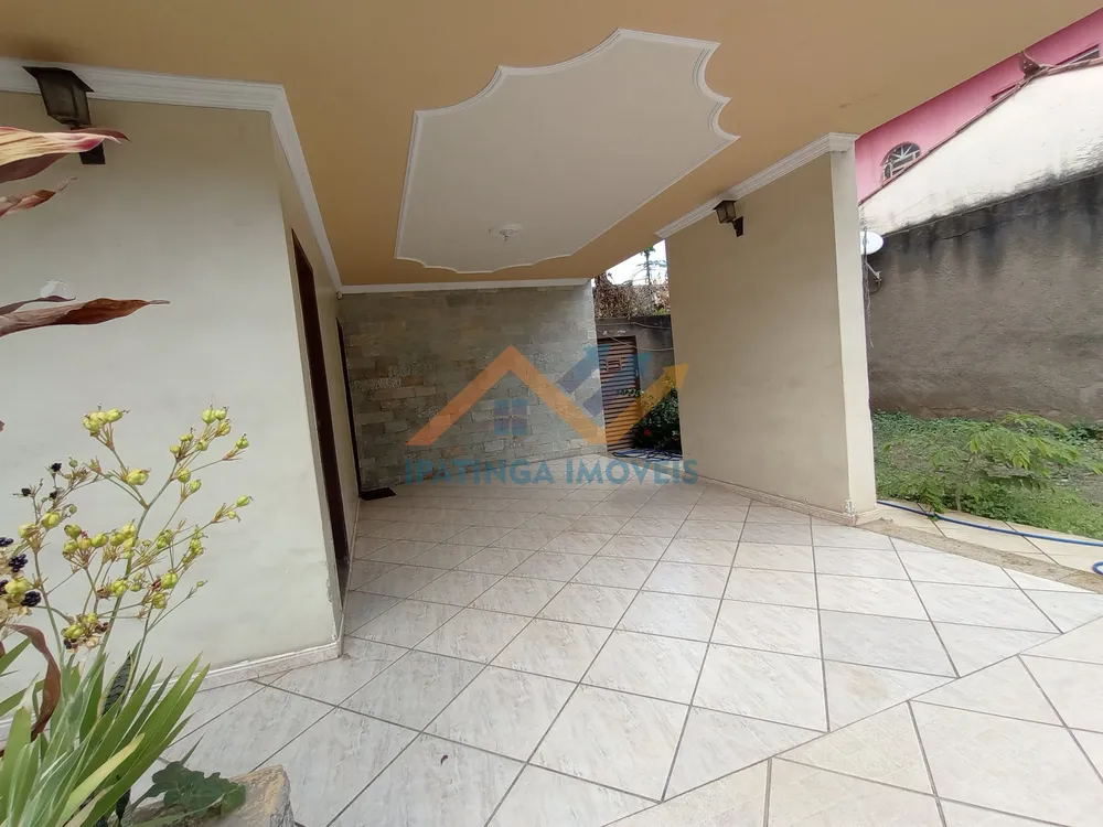 Casa, 3 quartos, 210 m² - Foto 1