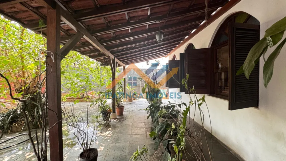 Casa, 4 quartos, 258 m² - Foto 2