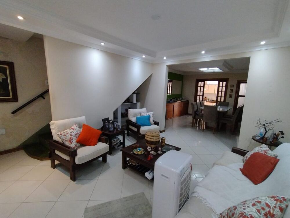 Sobrado à venda com 3 quartos, 130m² - Foto 3