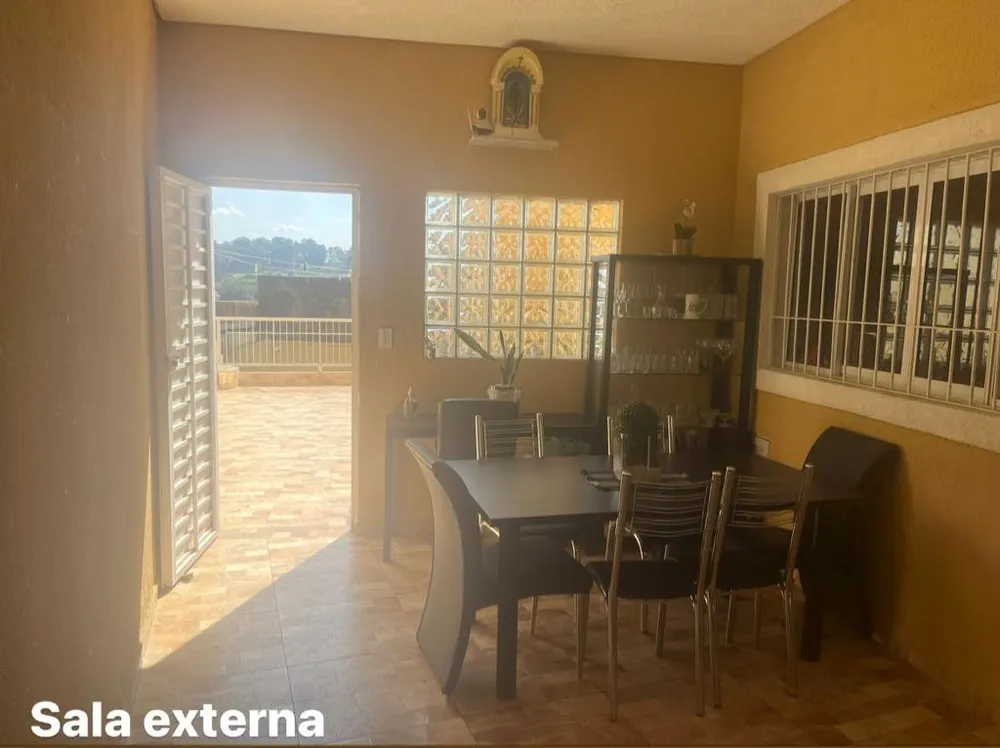 Casa, 3 quartos, 292 m² - Foto 1