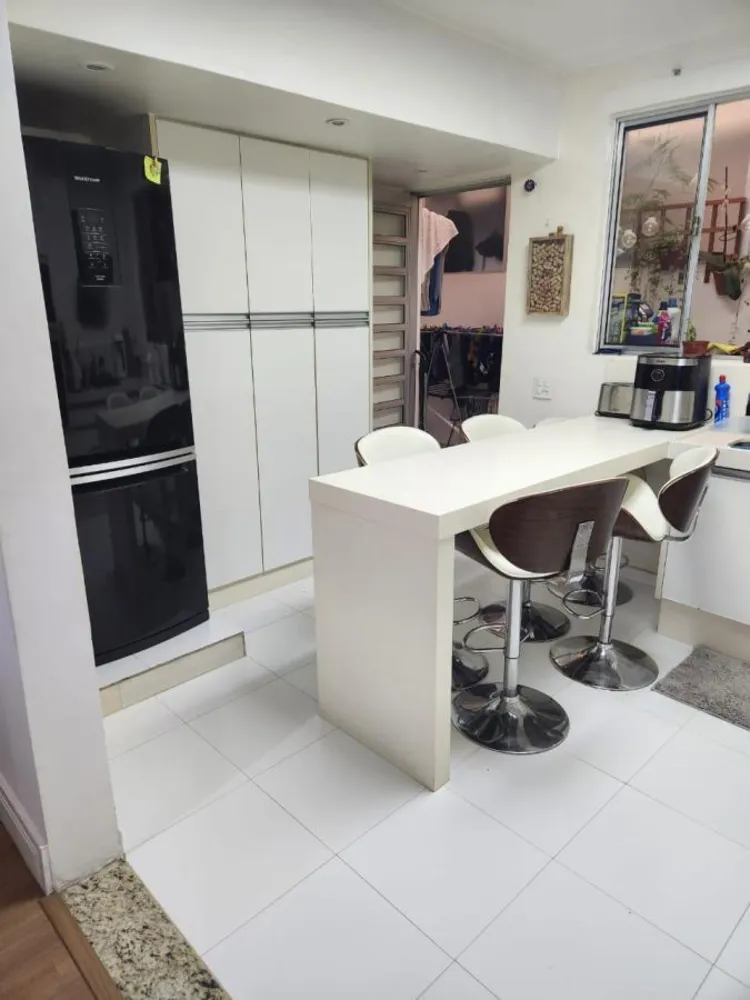 Apartamento, 3 quartos, 93 m² - Foto 2