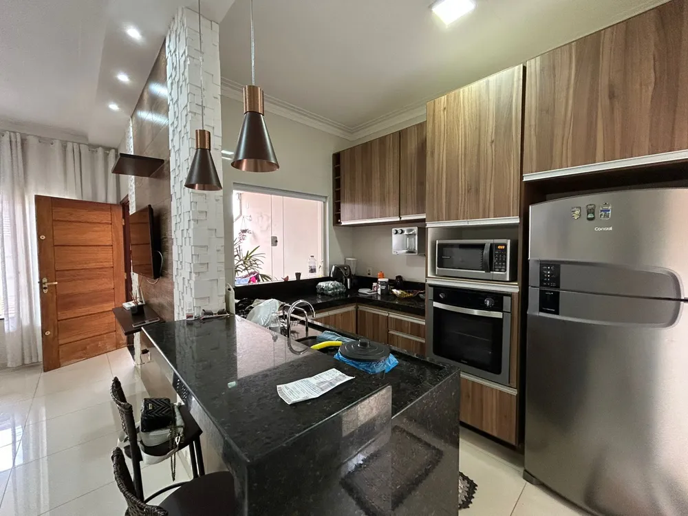 Casa, 3 quartos, 132 m² - Foto 1