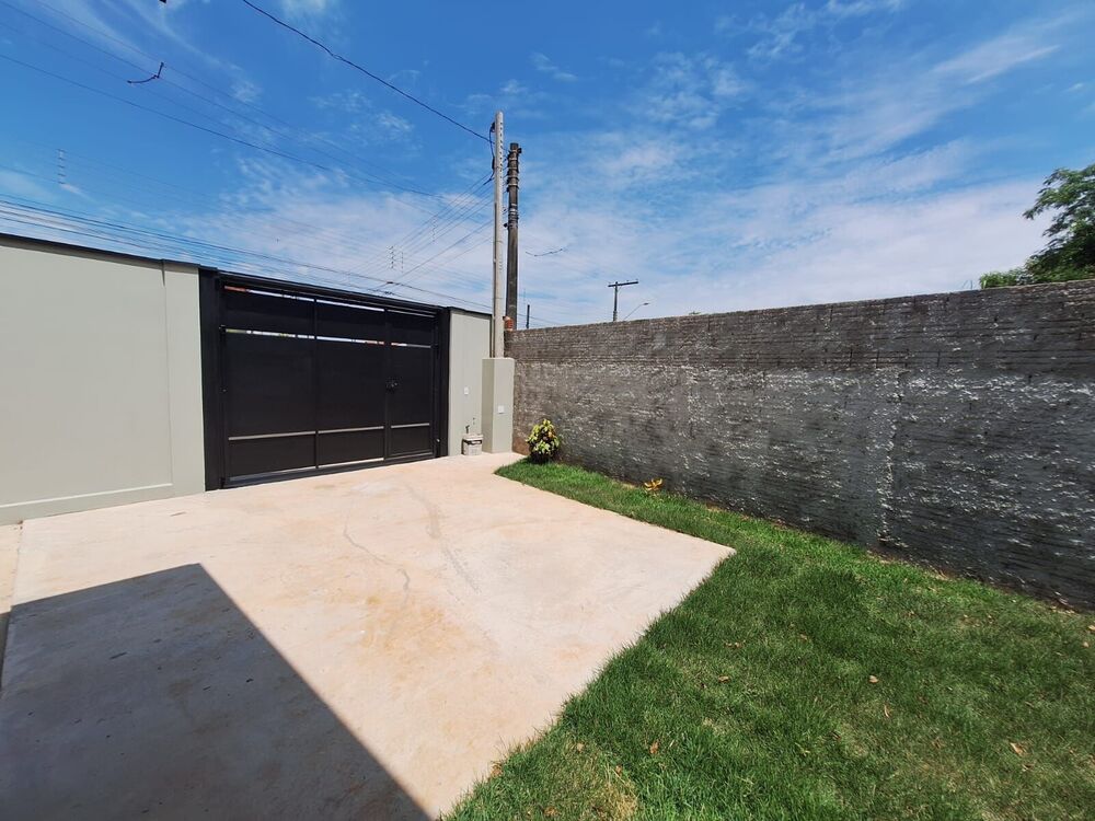 Casa à venda com 2 quartos, 65m² - Foto 3