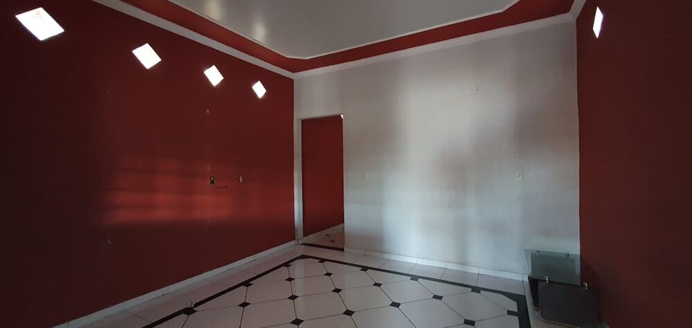 Casa à venda com 2 quartos, 118m² - Foto 3