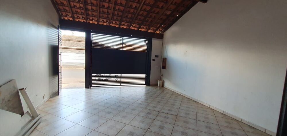 Casa à venda com 2 quartos, 118m² - Foto 2