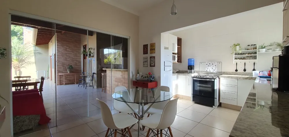 Casa, 3 quartos, 155 m² - Foto 3