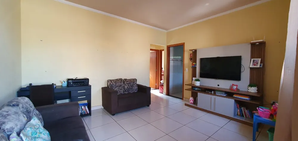 Casa, 2 quartos, 62 m² - Foto 1