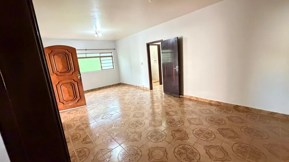 Casa, 5 quartos, 307 m² - Foto 1