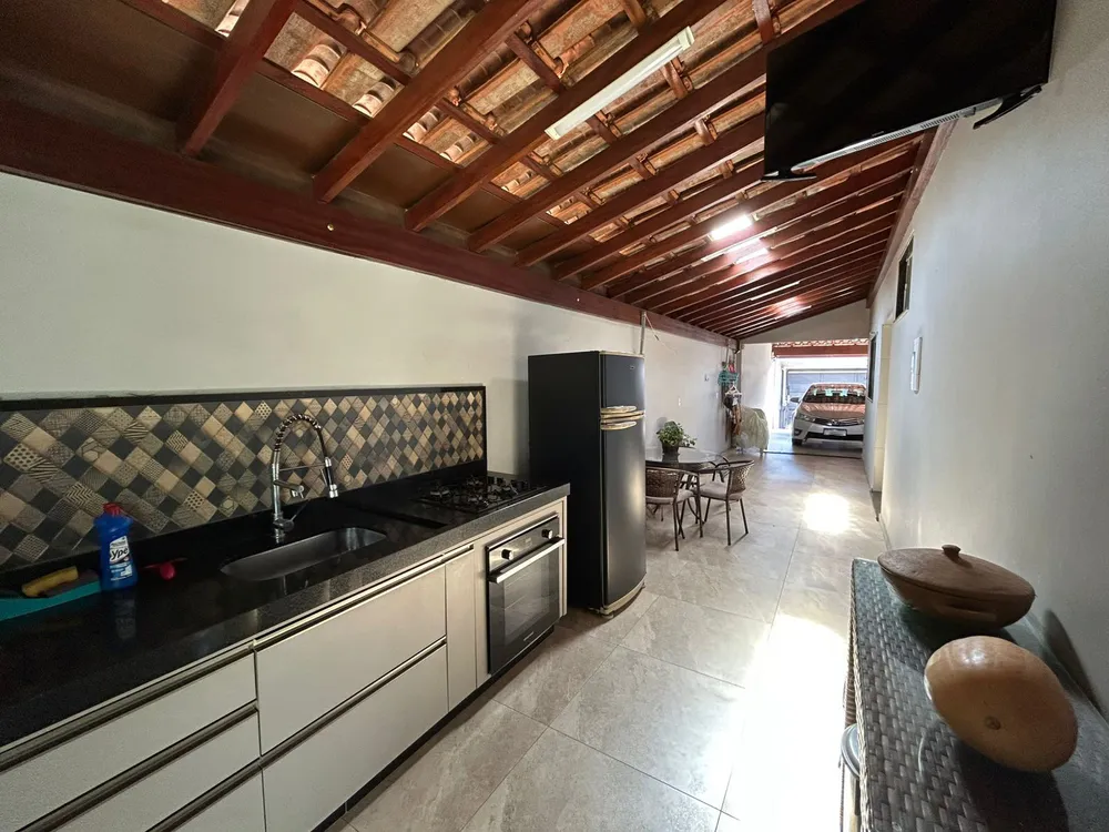 Casa, 3 quartos, 180 m² - Foto 3