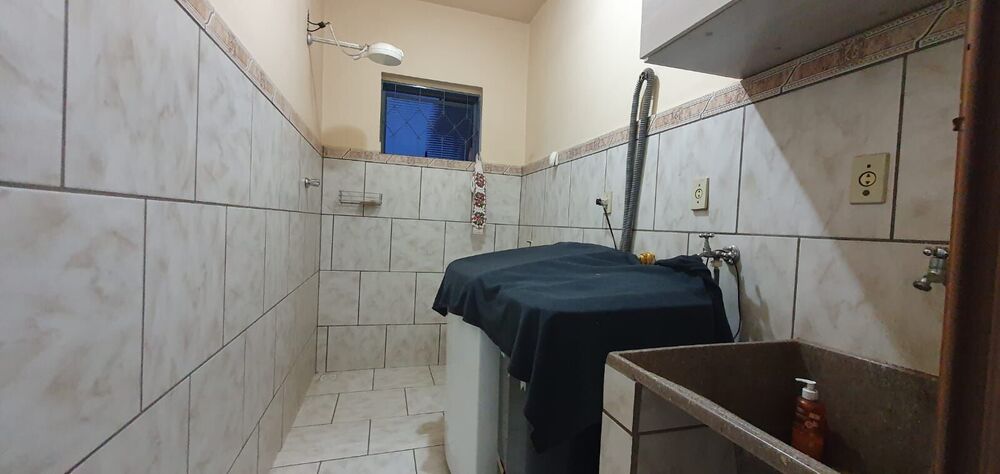 Casa, 4 quartos, 140 m² - Foto 2