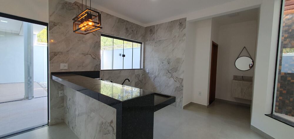 Sobrado, 3 quartos, 210 m² - Foto 2