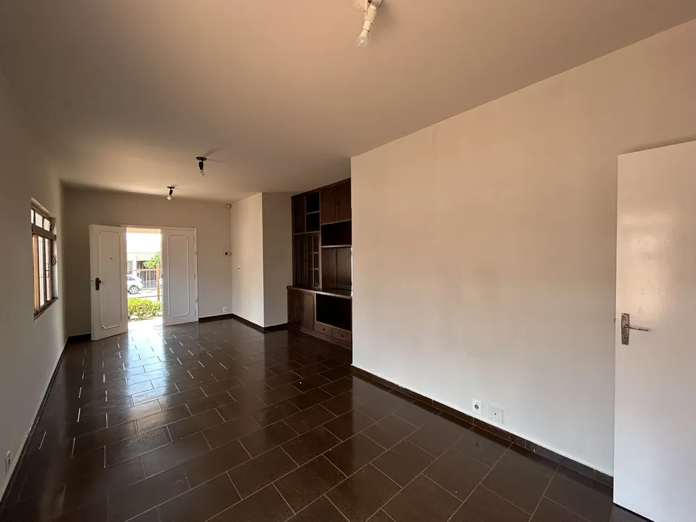 Casa, 3 quartos, 299 m² - Foto 4