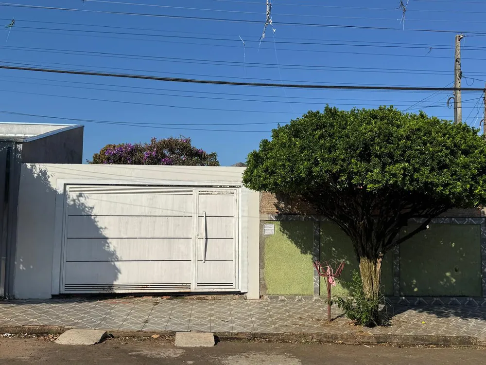 Casa, 2 quartos, 250 m² - Foto 1