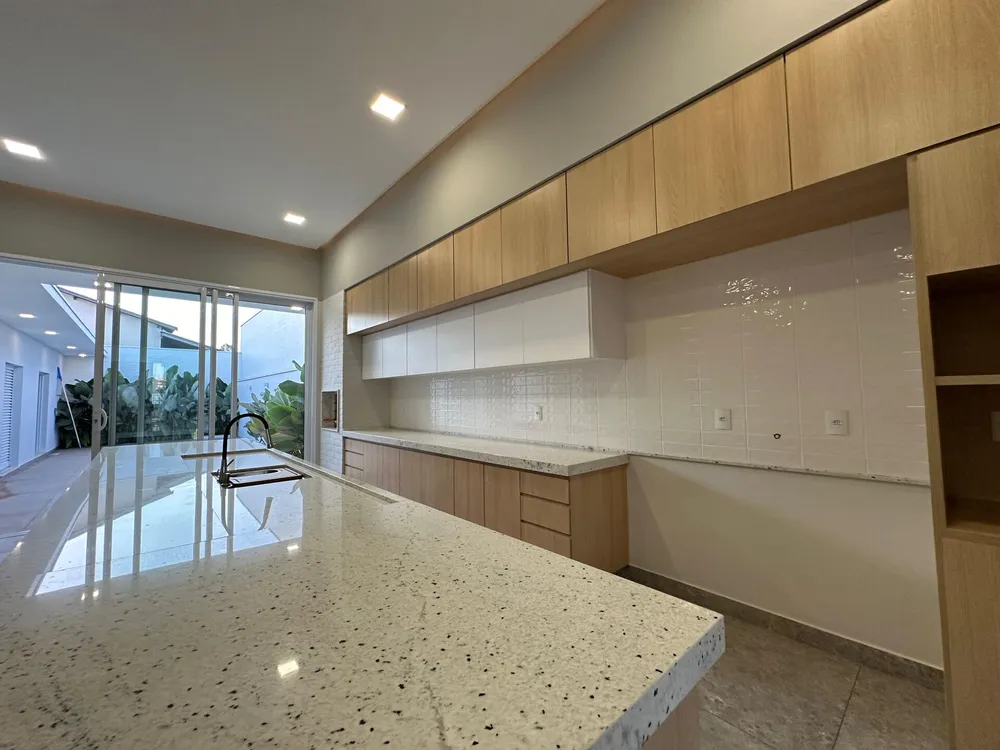 Casa, 3 quartos, 211 m² - Foto 7