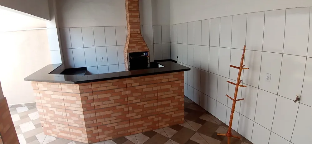 Casa, 4 quartos, 161 m² - Foto 1