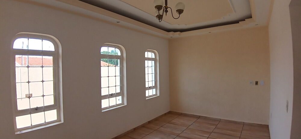 Casa, 4 quartos, 161 m² - Foto 2