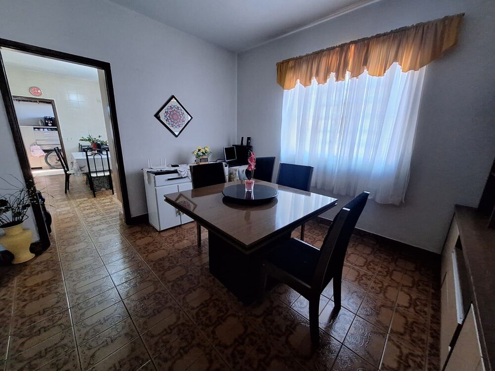 Casa à venda com 3 quartos, 215m² - Foto 3