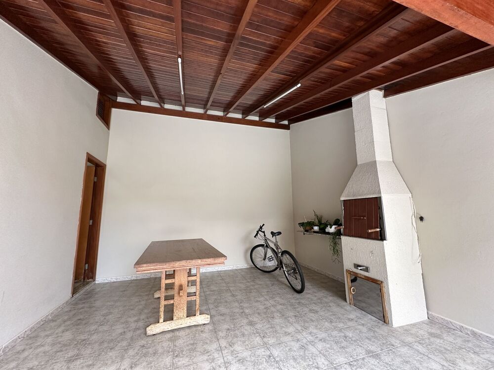 Casa, 4 quartos, 370 m² - Foto 1