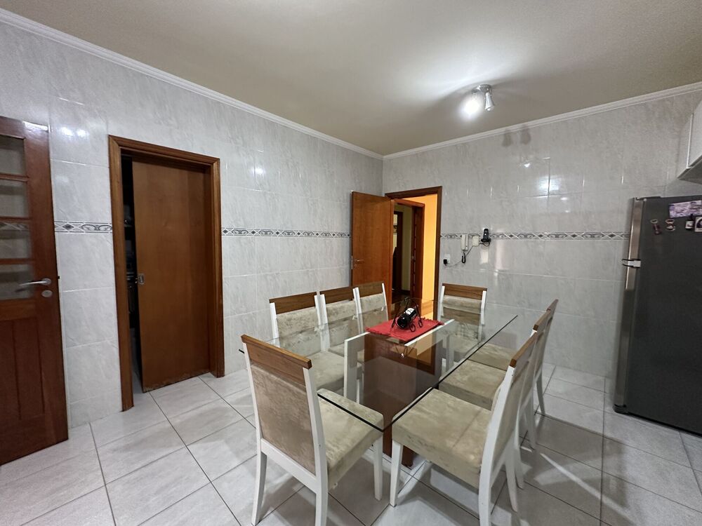 Casa, 4 quartos, 370 m² - Foto 2
