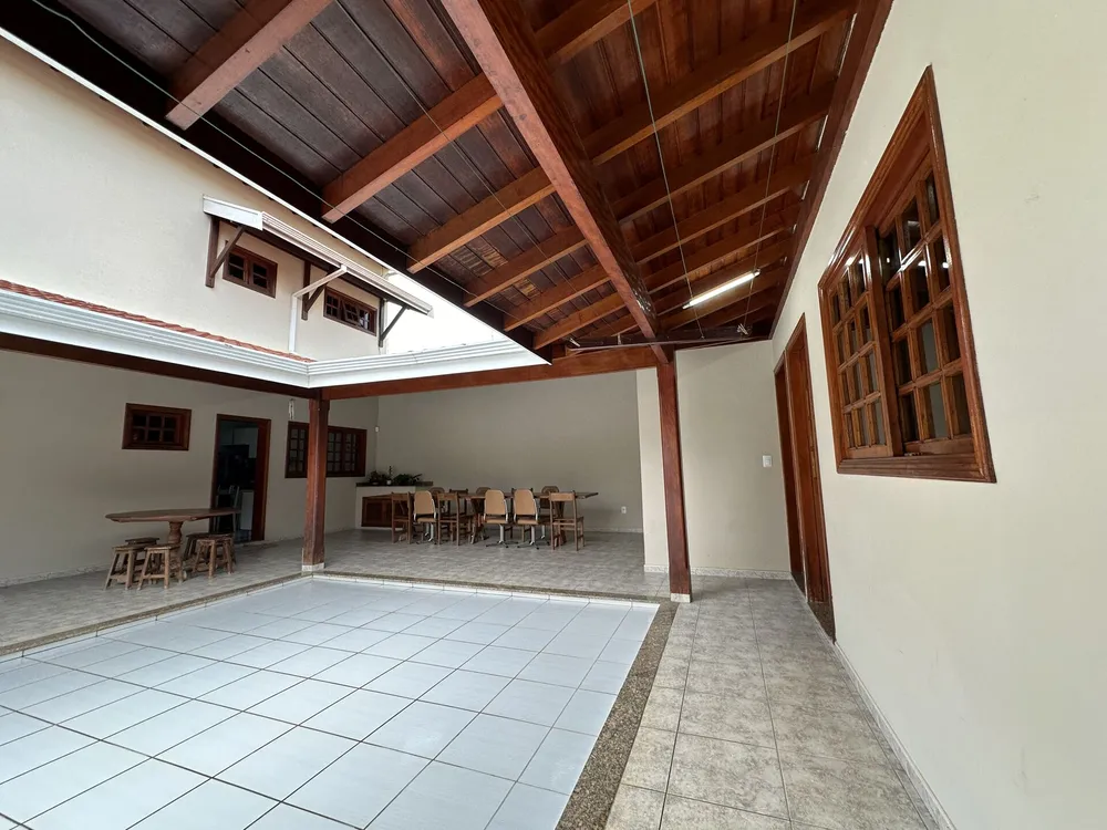 Casa, 4 quartos, 370 m² - Foto 17