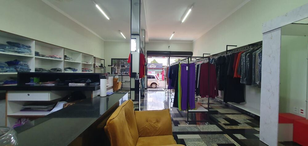 Sobrado à venda com 4 quartos, 318m² - Foto 3