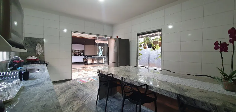 Sobrado, 4 quartos, 318 m² - Foto 4