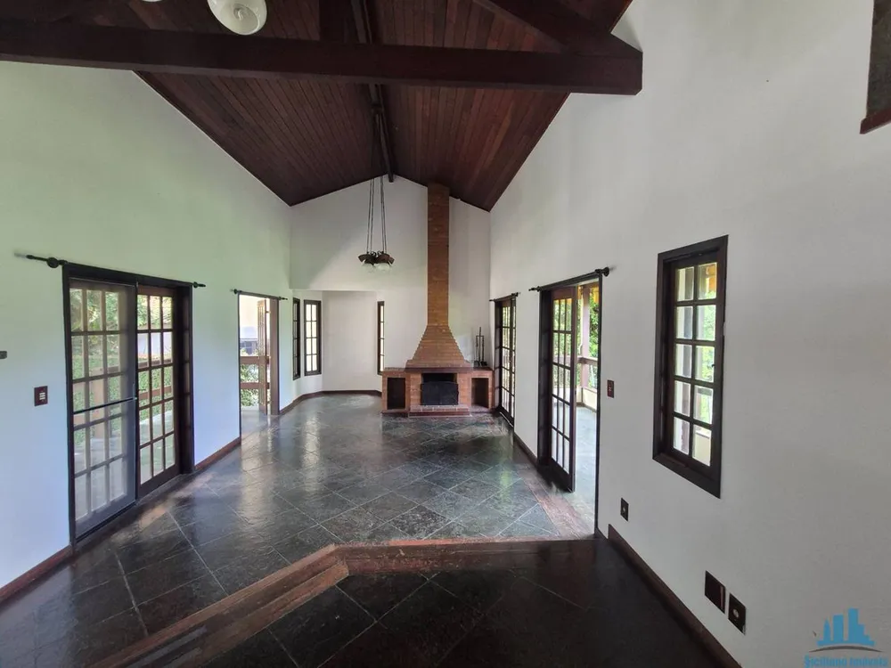 Casa, 5 quartos, 220 m² - Foto 33