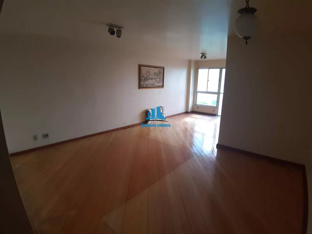 Apartamento à venda com 3 quartos, 120m² - Foto 2