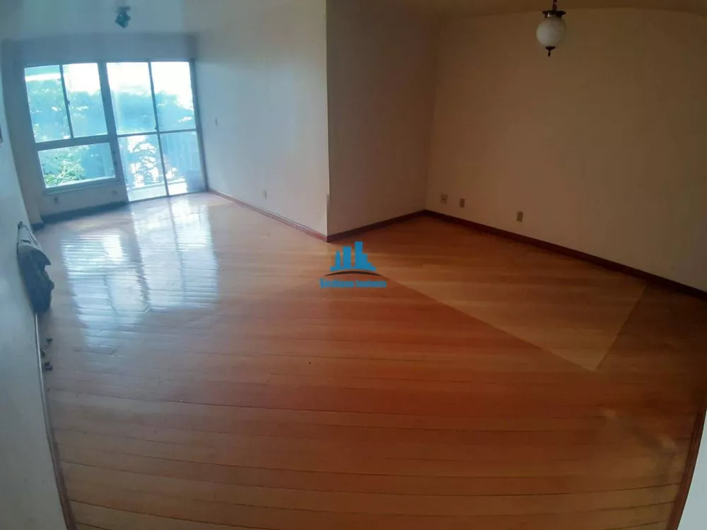 Apartamento à venda com 3 quartos, 120m² - Foto 1