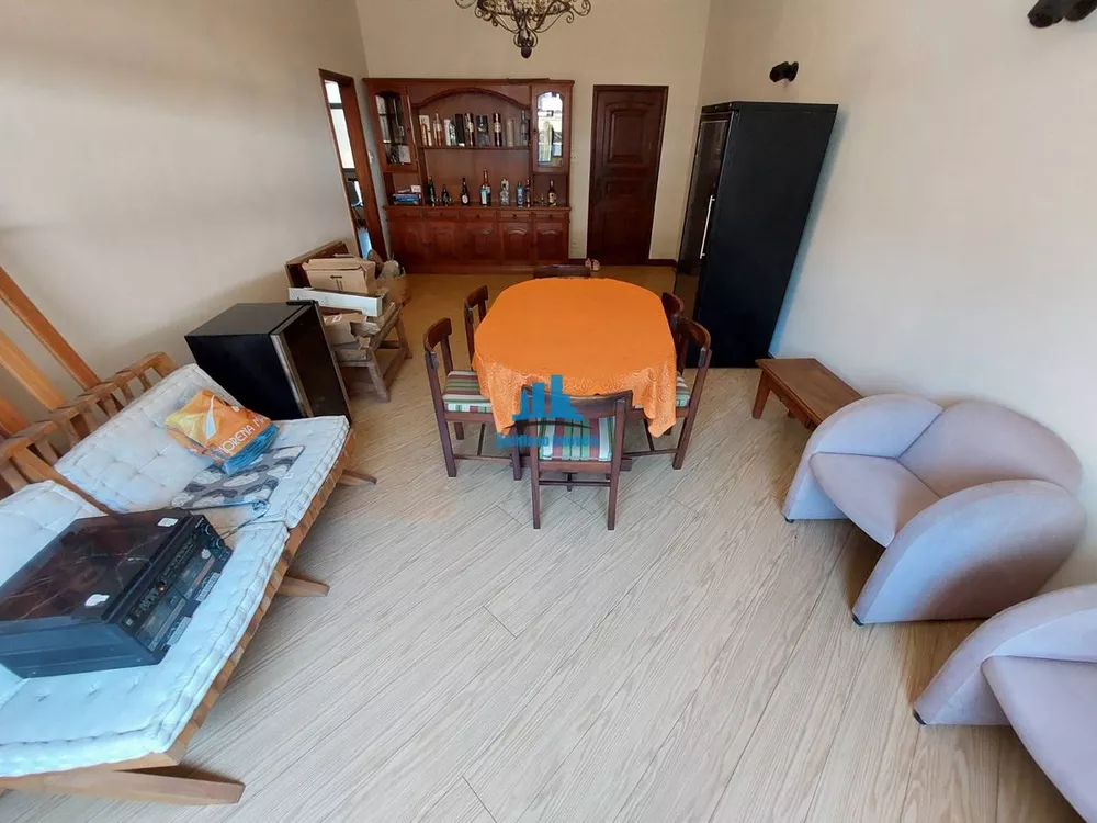 Apartamento à venda com 3 quartos, 145m² - Foto 3