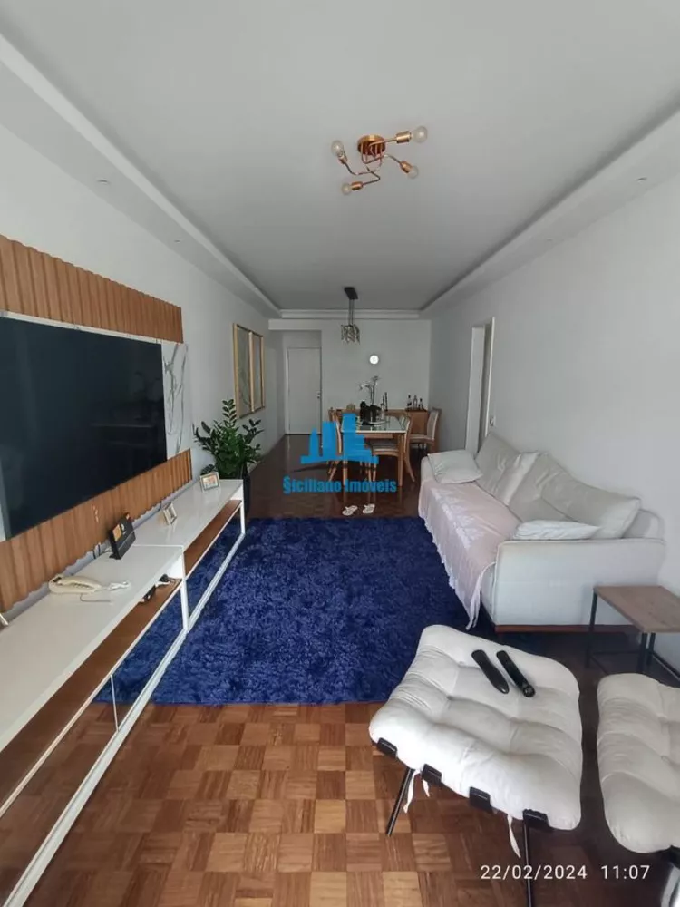 Apartamento à venda com 3 quartos, 130m² - Foto 1