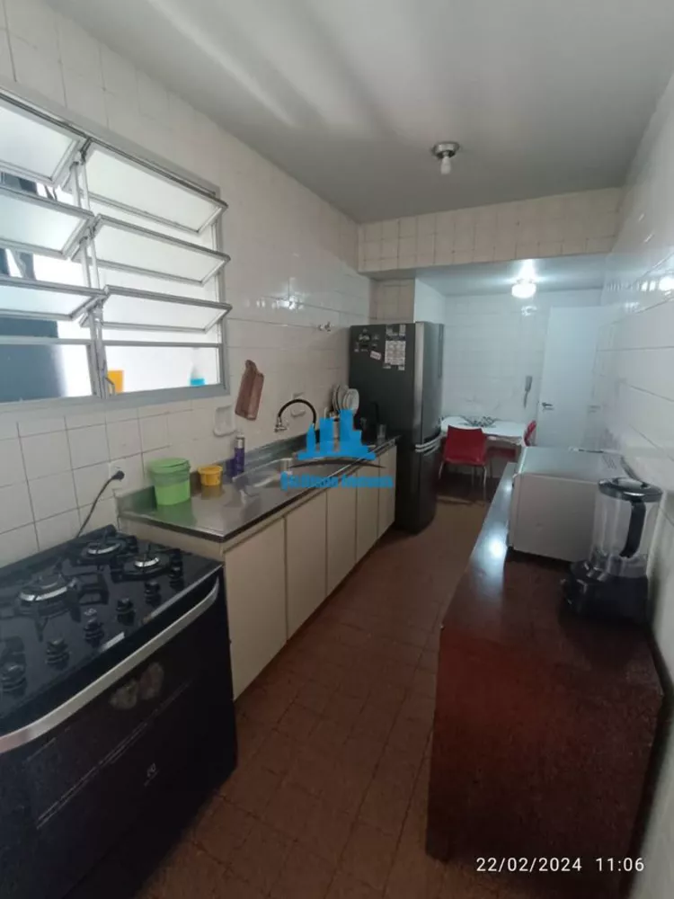 Apartamento à venda com 3 quartos, 130m² - Foto 3