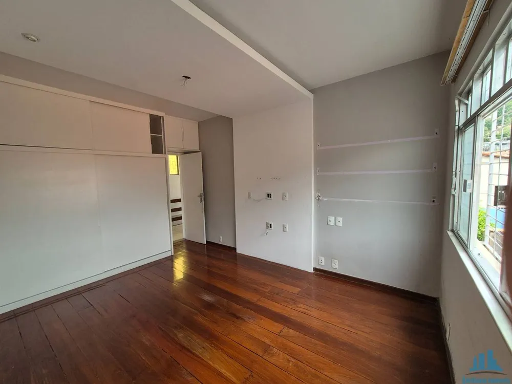Casa, 4 quartos, 700 m² - Foto 31