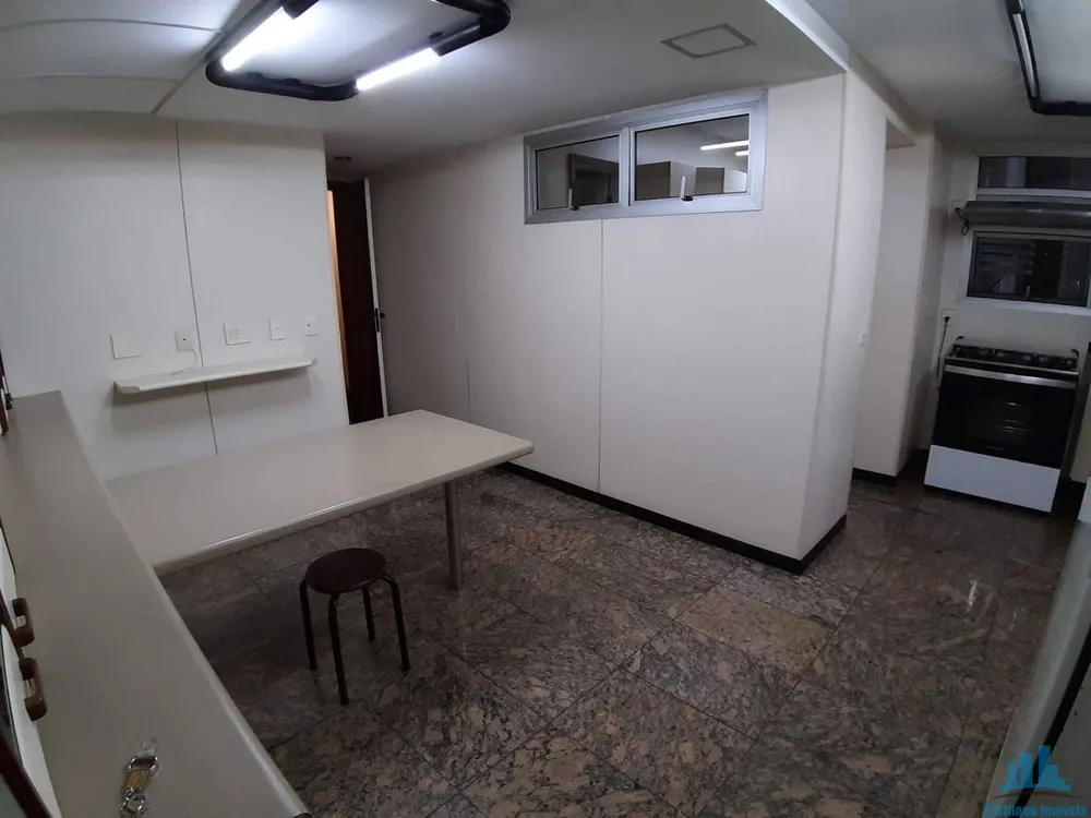 Apartamento, 4 quartos, 225 m² - Foto 2
