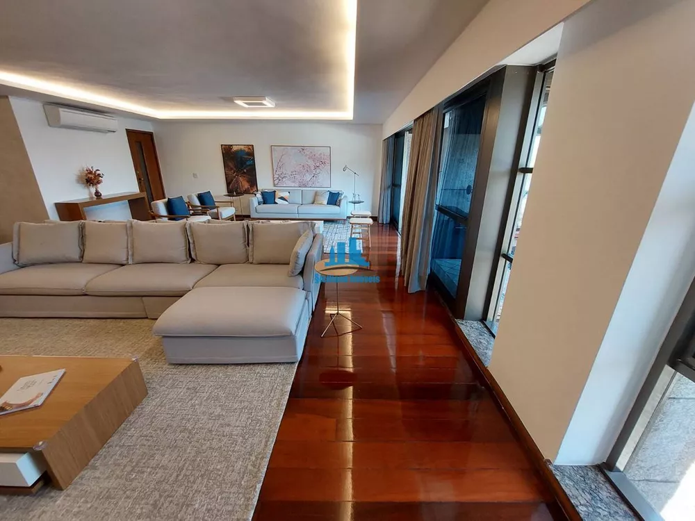 Apartamento à venda com 4 quartos, 225m² - Foto 4