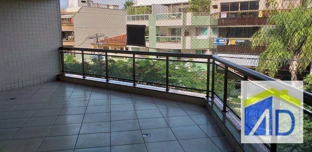 Apartamento, 3 quartos, 130 m² - Foto 1