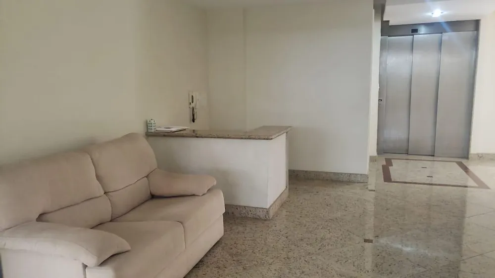 Cobertura, 3 quartos, 220 m² - Foto 2