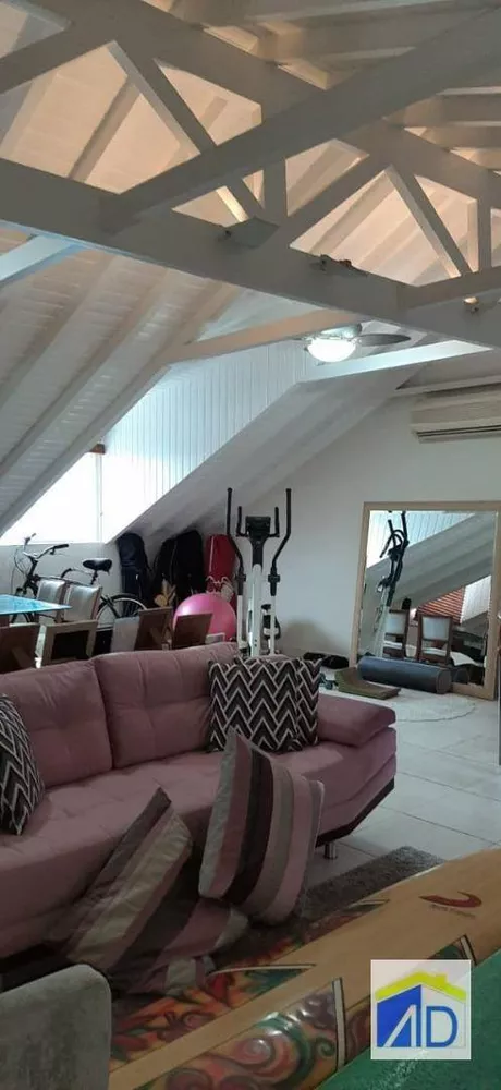 Cobertura, 3 quartos, 300 m² - Foto 1